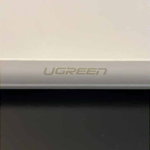 Ugreen Cell Phone Stand - Picture 11 of 11